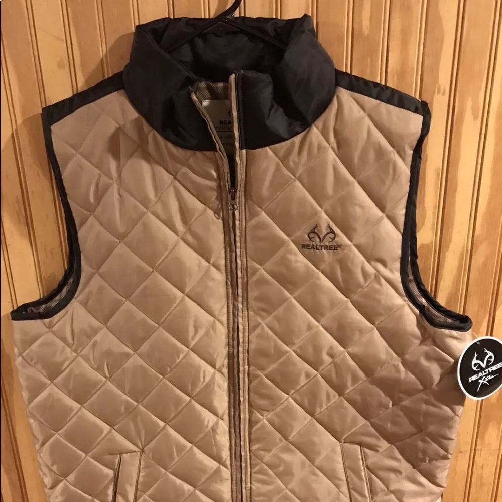 REALTREE quilted water resistant outerwear vest